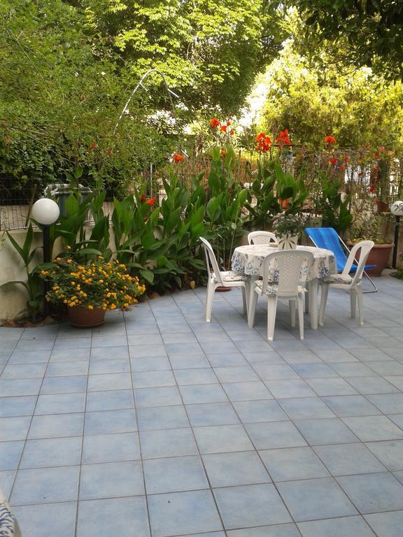 B&B Albatros 리파리 외부 사진