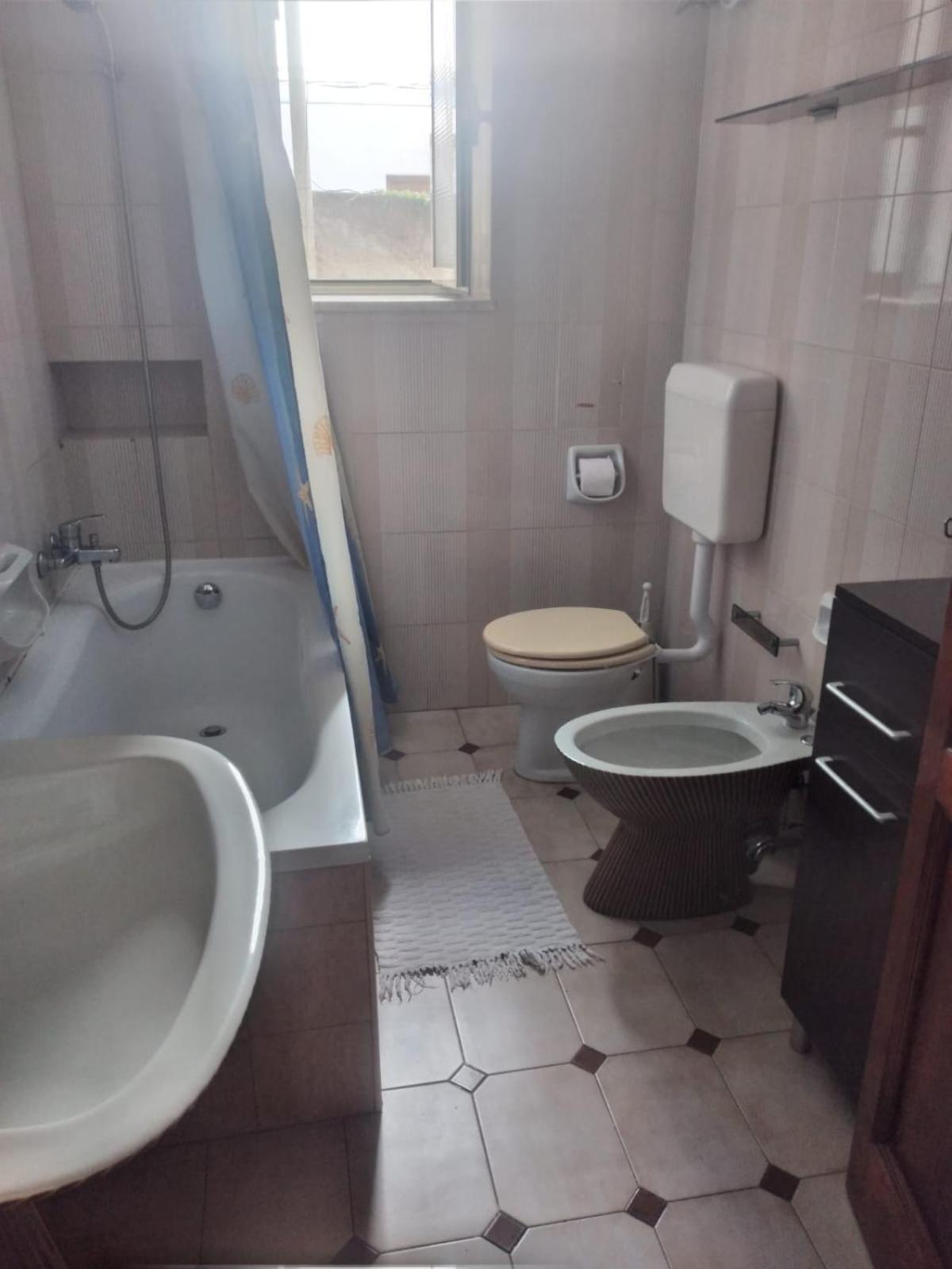 B&B Albatros 리파리 외부 사진